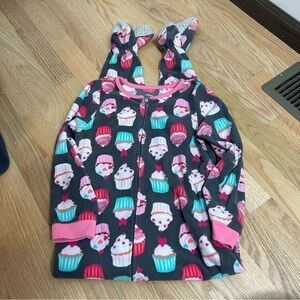 Carter’s Fleece Footed Pajamas Sz 7 Gray Kids Girls Toddler One Piece Cupcake